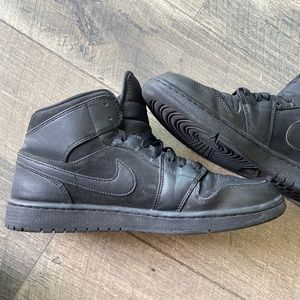 Jordan 1 Black sz 12